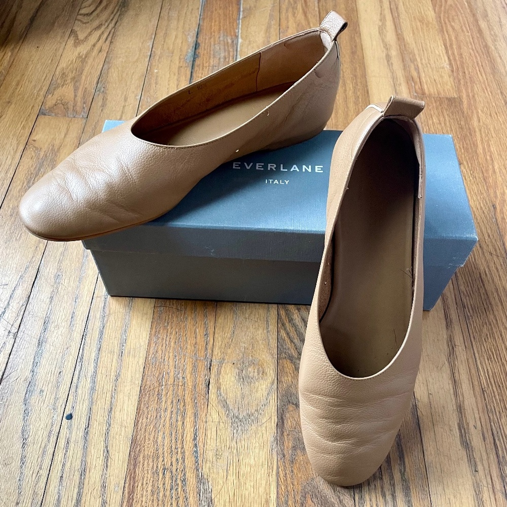 Everlane leather Day Glove flat